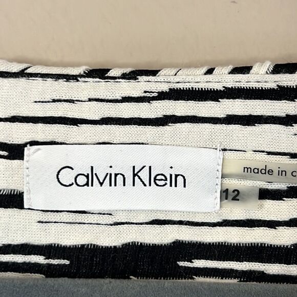 Calvin Klein Black & White Criss Cross Stripes Dress - Size 12 - Picture 8 of 11